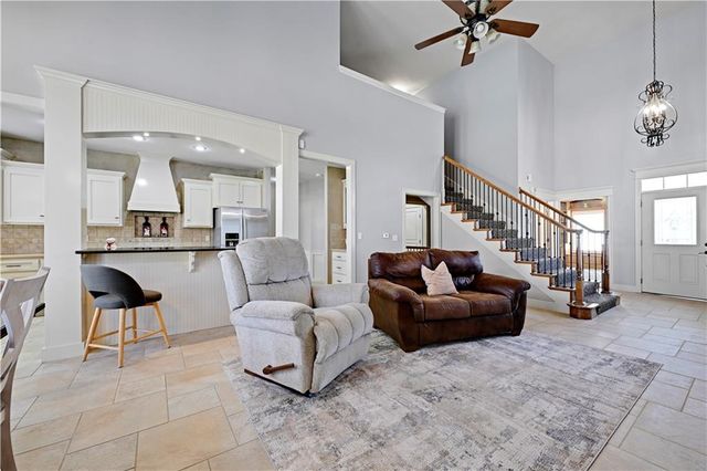 11108 W 132nd Place, Overland Park, KS 66213