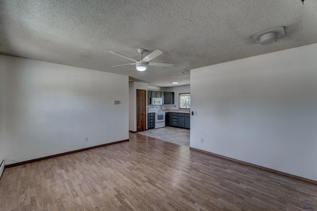 142 E MONTANA, Rapid City, SD 57701
