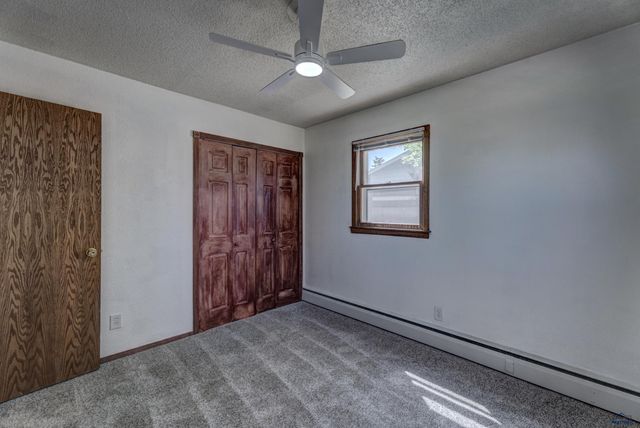 142 E MONTANA, Rapid City, SD 57701