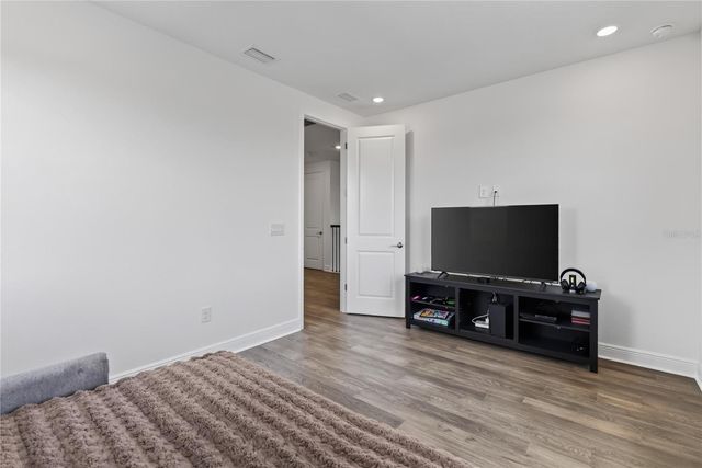 7595 SEAHAWK AVENUE, Sarasota, FL 34241