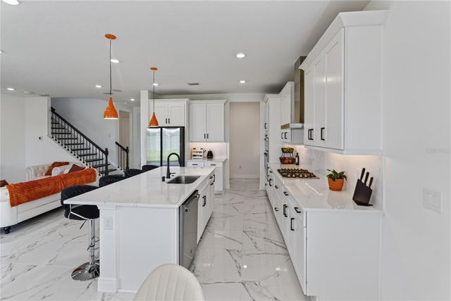 7595 SEAHAWK AVENUE, Sarasota, FL 34241