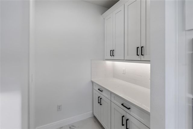 7595 SEAHAWK AVENUE, Sarasota, FL 34241