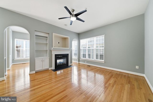 13131 CLARKSBURG SQUARE RD, Clarksburg, MD 20871