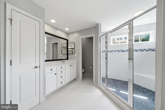 13131 CLARKSBURG SQUARE RD, Clarksburg, MD 20871
