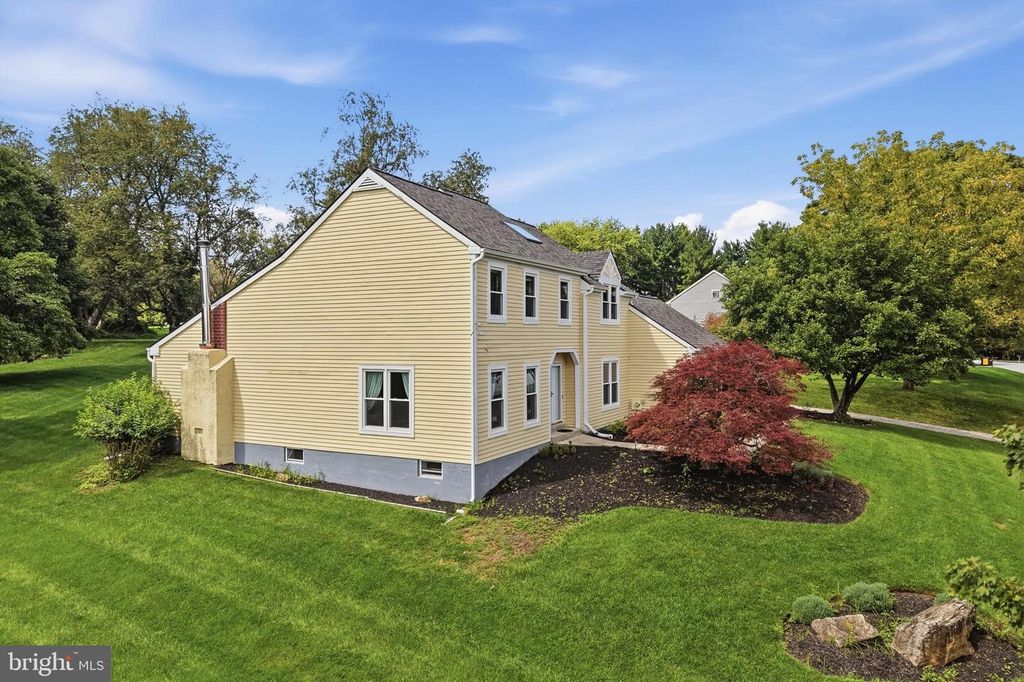 422 S SADDLEBROOK CIR, CHESTER SPRINGS, PA 19425 — photo 4