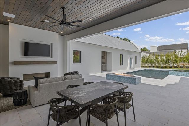 402 N POLLARD STREET, Oakland, FL 34760