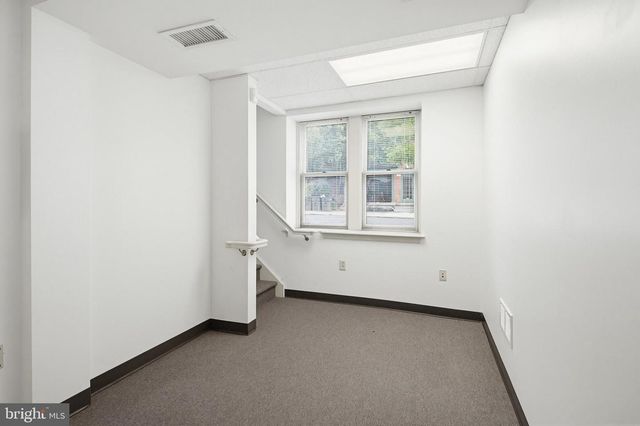 171 E KING ST, Lancaster, PA 17602