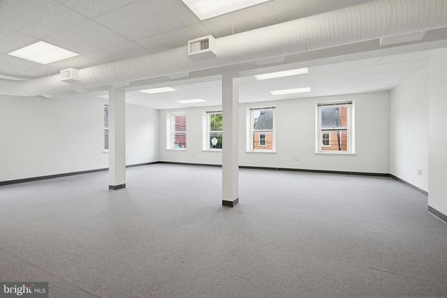 171 E KING ST, Lancaster, PA 17602
