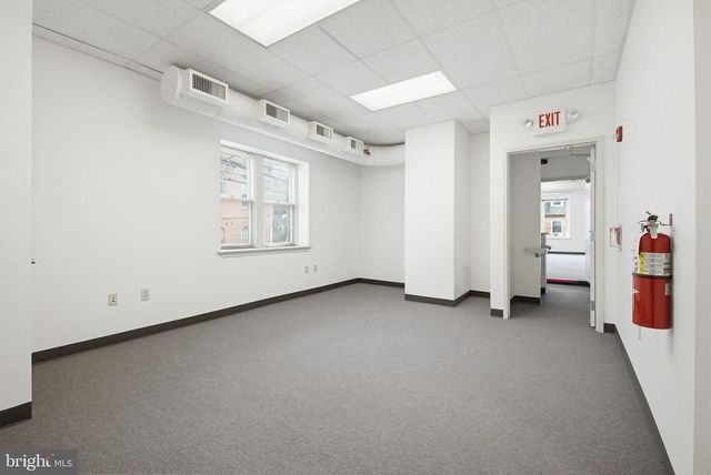 171 E KING ST, Lancaster, PA 17602