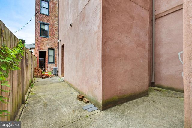 171 E KING ST, Lancaster, PA 17602