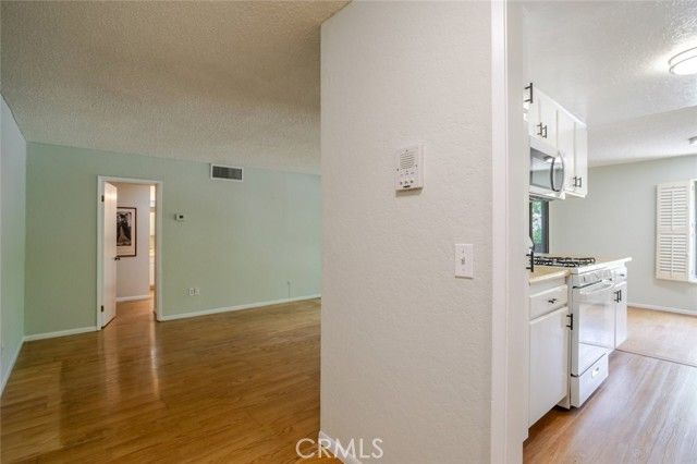 515 N Jackson 101, Glendale, CA 91206