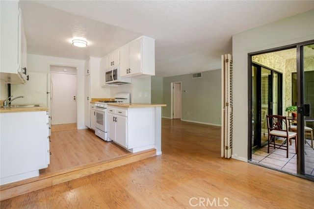 515 N Jackson 101, Glendale, CA 91206