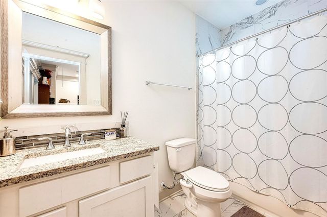 5807 Kansas Street D, Houston, TX 77007