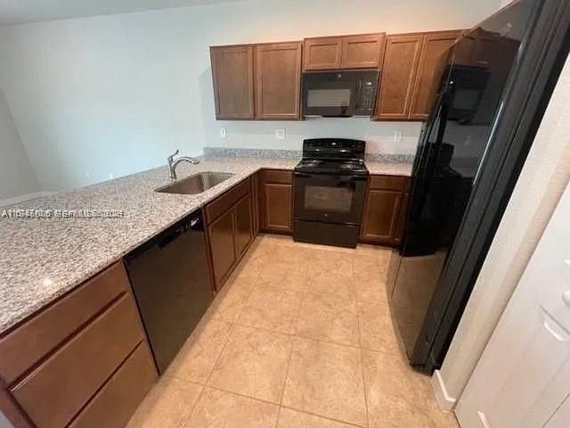 1025 NW 5th St, Florida City, FL 33034