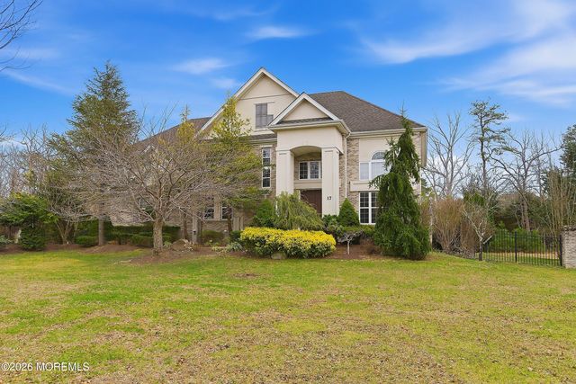 17 Meadow Run Court, Jackson, NJ 08527