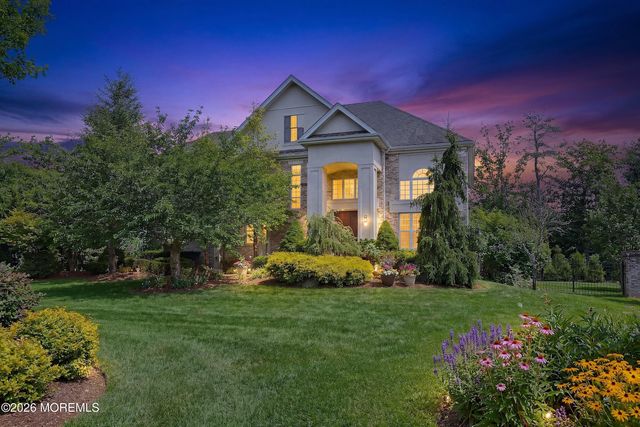 17 Meadow Run Court, Jackson, NJ 08527