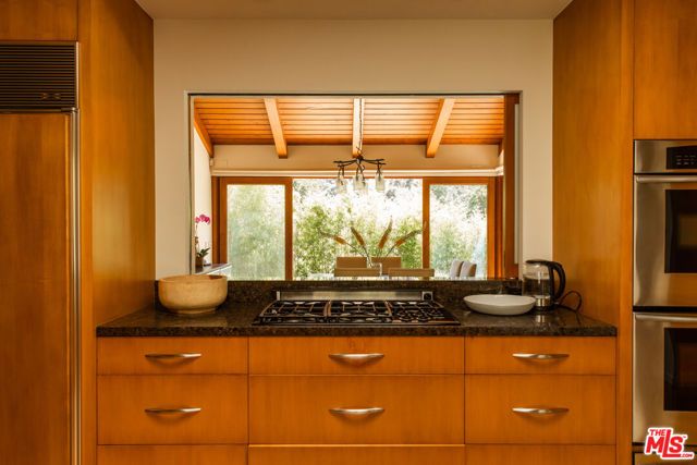 3626 Mandeville Canyon Road, Los Angeles, CA 90049