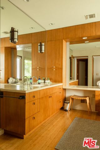 3626 Mandeville Canyon Road, Los Angeles, CA 90049
