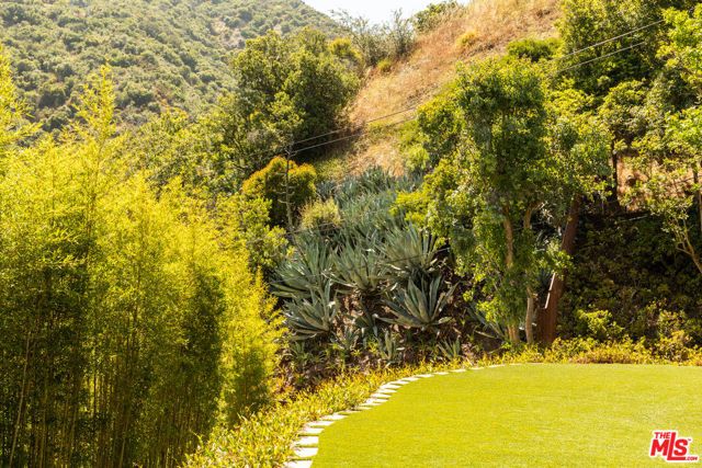 3626 Mandeville Canyon Road, Los Angeles, CA 90049