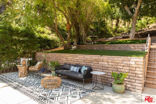 3626 Mandeville Canyon Road, Los Angeles, CA 90049