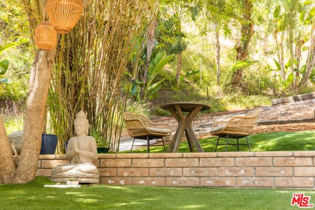 3626 Mandeville Canyon Road, Los Angeles, CA 90049