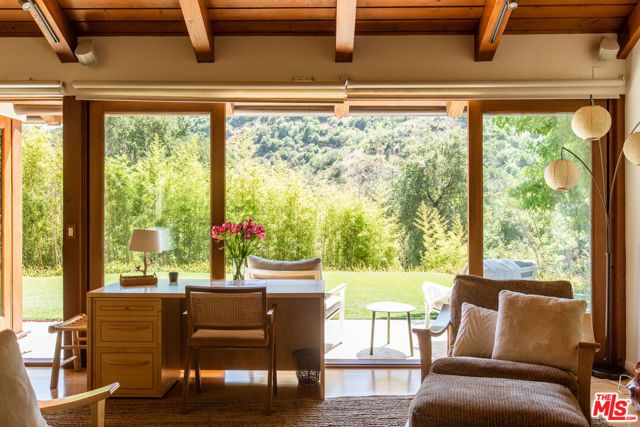 3626 Mandeville Canyon Road, Los Angeles, CA 90049