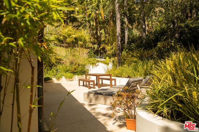 3626 Mandeville Canyon Road, Los Angeles, CA 90049
