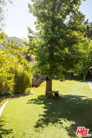 3626 Mandeville Canyon Road, Los Angeles, CA 90049