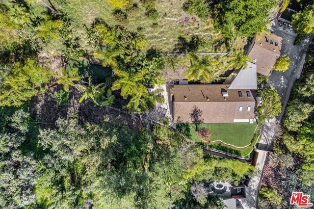3626 Mandeville Canyon Road, Los Angeles, CA 90049