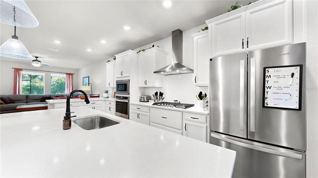 5645 DEL CORONADO DRIVE, Apollo Beach, FL 33572