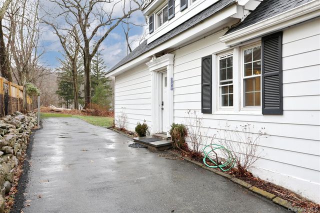 377 Buena Vista Road, New City, NY 10956