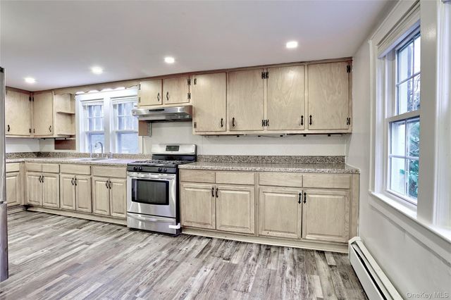 377 Buena Vista Road, New City, NY 10956