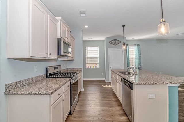 228 Pin Oak Dr., Murrells Inlet, SC 29576