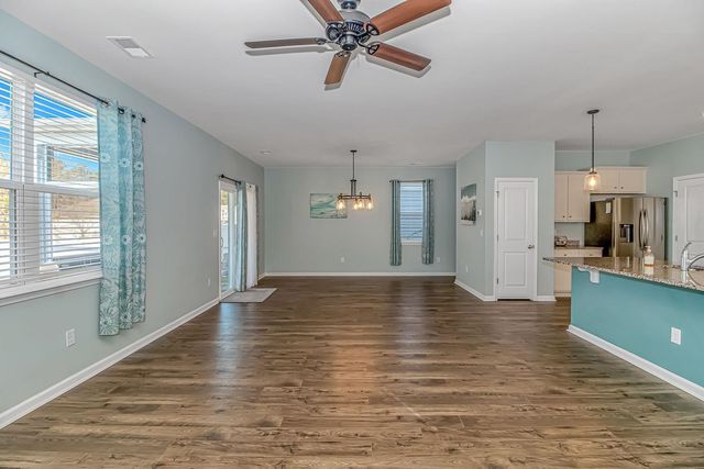 228 Pin Oak Dr., Murrells Inlet, SC 29576
