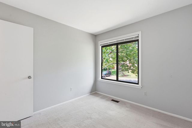 3103 BABASHAW CT, Fairfax, VA 22031