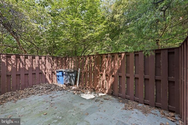 3103 BABASHAW CT, Fairfax, VA 22031