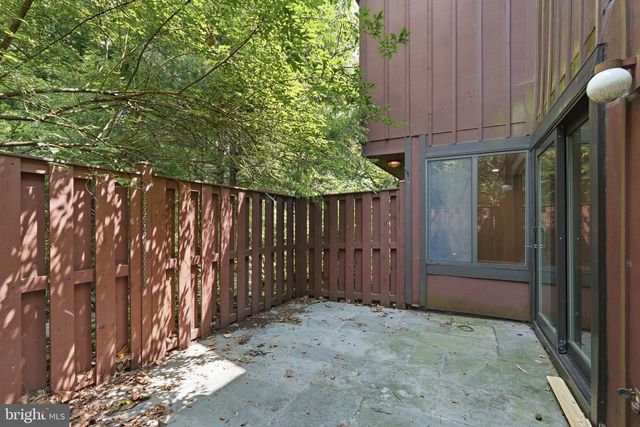 3103 BABASHAW CT, Fairfax, VA 22031