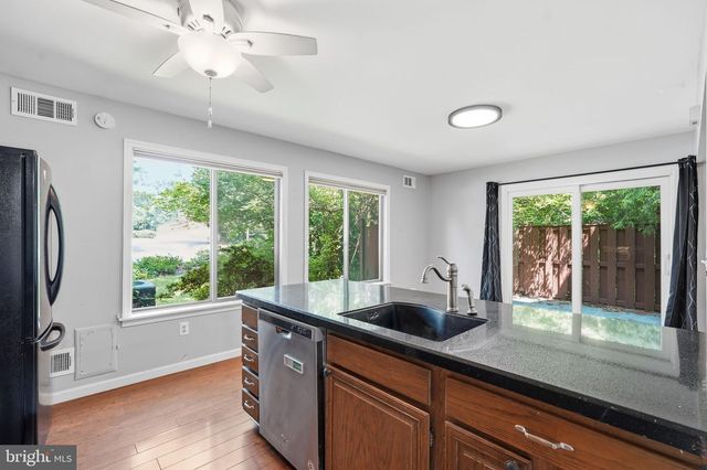 3103 BABASHAW CT, Fairfax, VA 22031