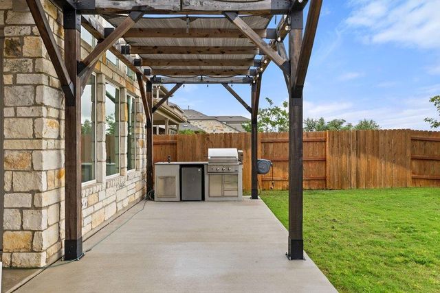 17405 Hattie TRCE, Austin, TX 78738