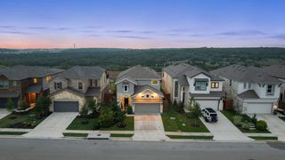 17405 Hattie TRCE, Austin, TX 78738