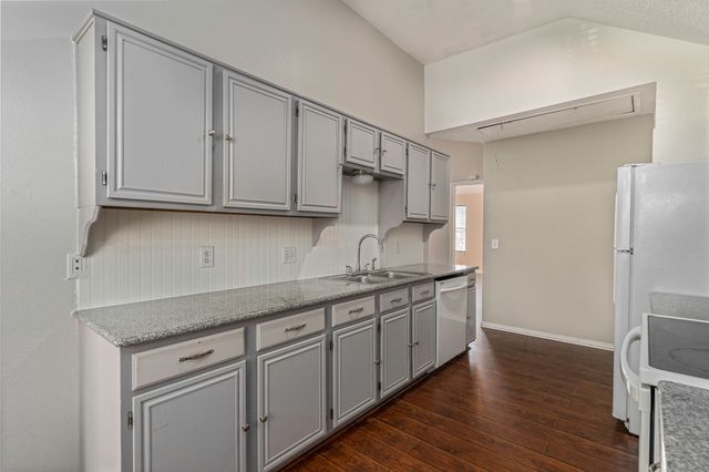 588 Lake Forest Drive, Coppell, TX 75019