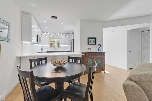 1200 Cherrystone CT # A104, Naples, FL 34102