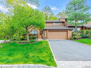 54 Harvard Road 54, Manhasset, NY 11030
