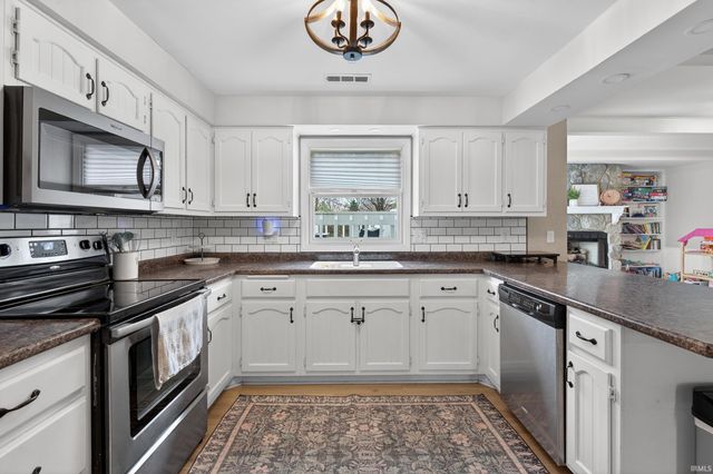 8302 Rummel Avenue, Fort Wayne, IN 46818