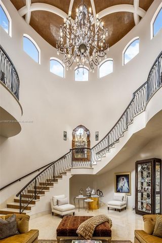 210 Palm Avenue, Miami Beach, FL 33139