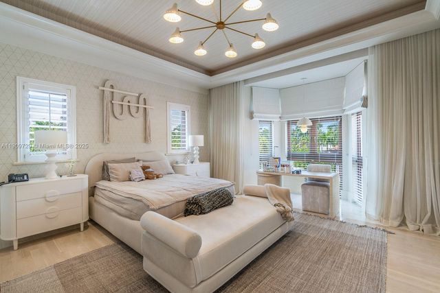 210 Palm Avenue, Miami Beach, FL 33139