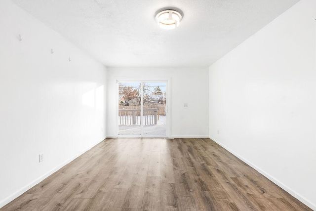 5242 Louisiana Avenue N, Crystal, MN 55428