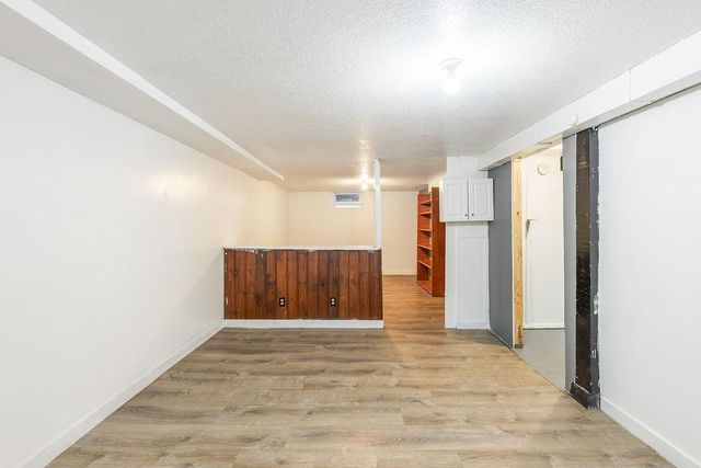 5242 Louisiana Avenue N, Crystal, MN 55428