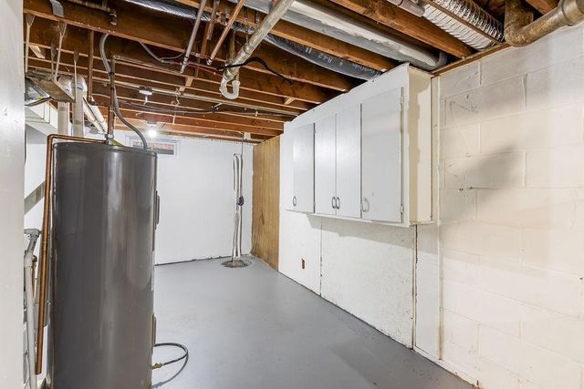 5242 Louisiana Avenue N, Crystal, MN 55428