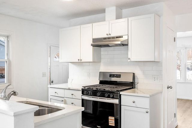 5242 Louisiana Avenue N, Crystal, MN 55428